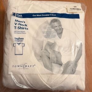 Towncraft Men's V-Neck T-Shirts - 4 Pack White